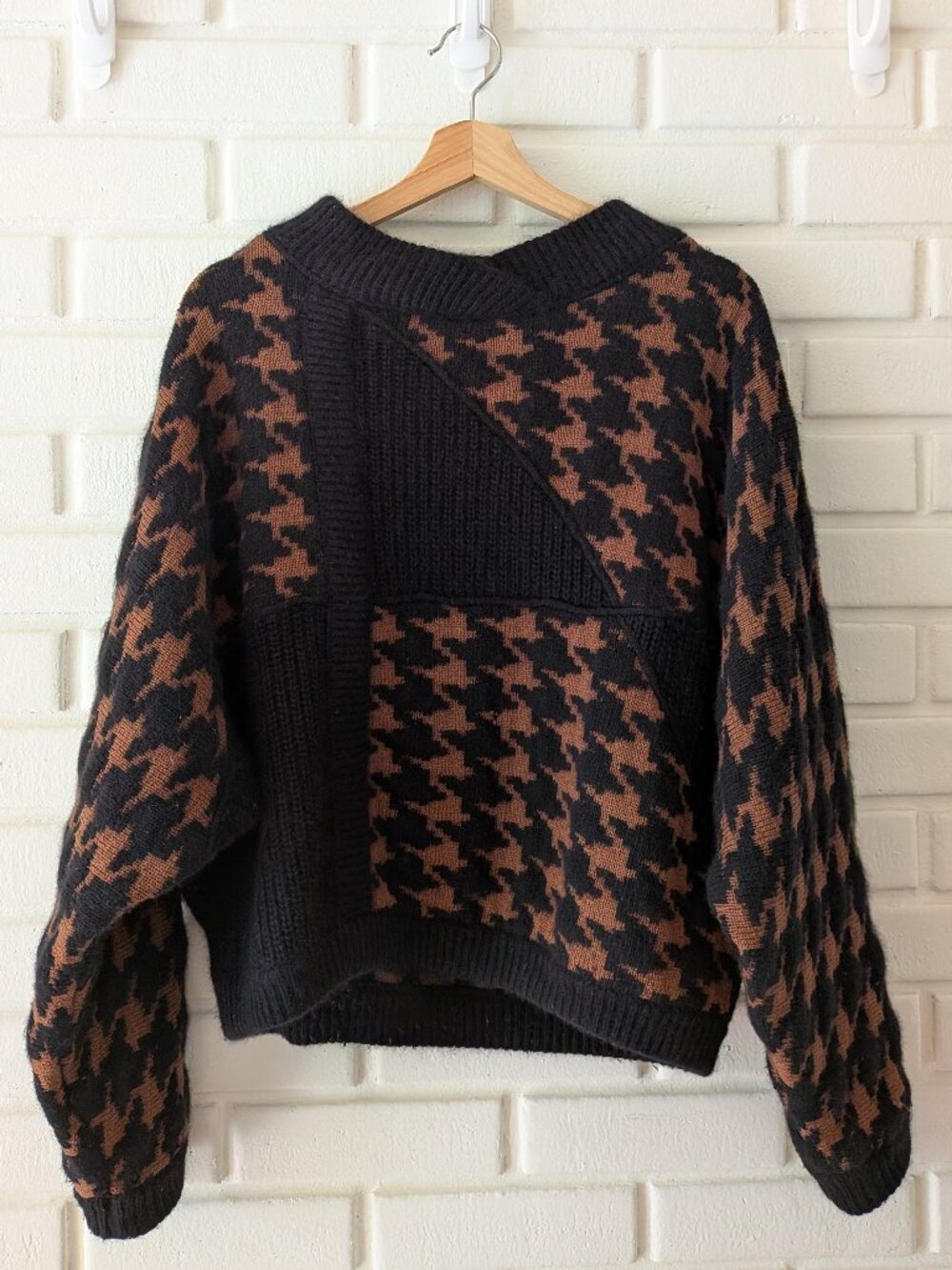 Vintage Italian Angora Wool Sweater (Oversized M)